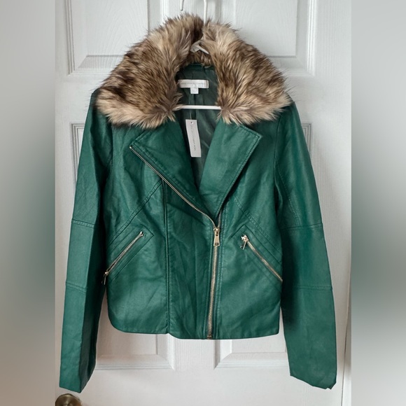 New York & Company Jackets & Blazers - New York & Company Emerald Green Faux Leather Moto Jacket with Faux Fur Trim